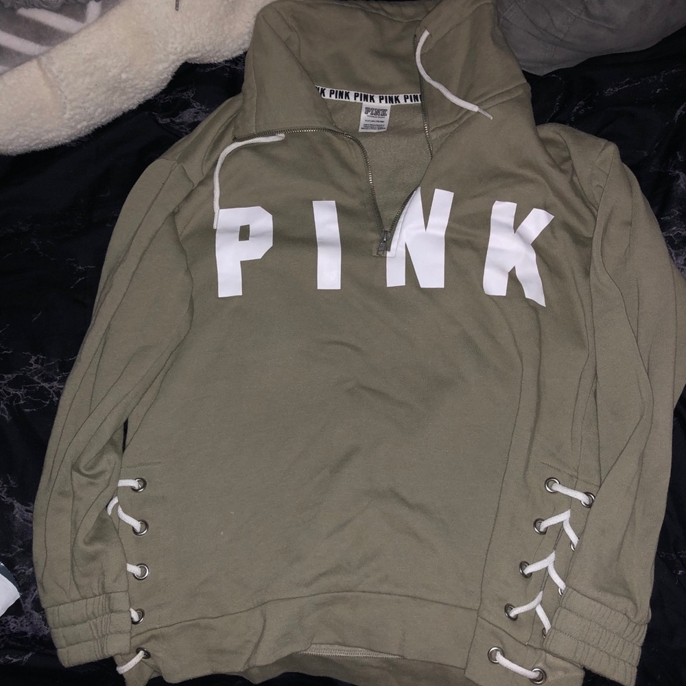 VS PINK SWEATSHIRT